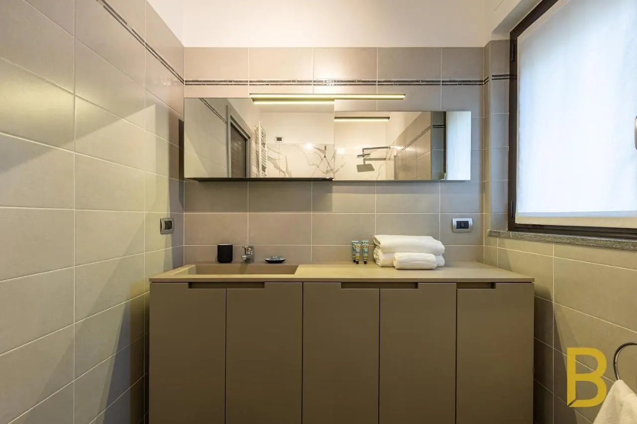 Beplace Apartments In Repubblica Milano