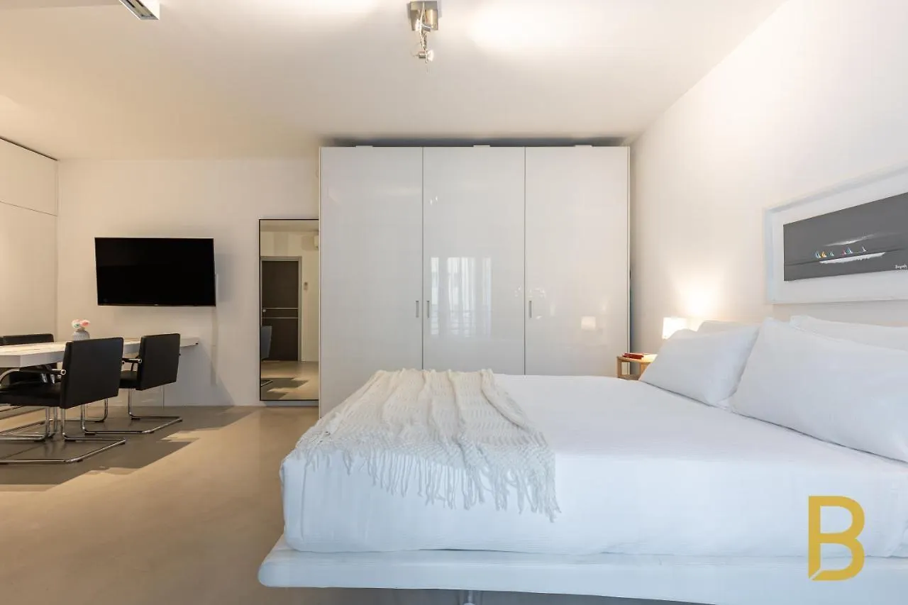 Beplace Apartments In Repubblica Milano